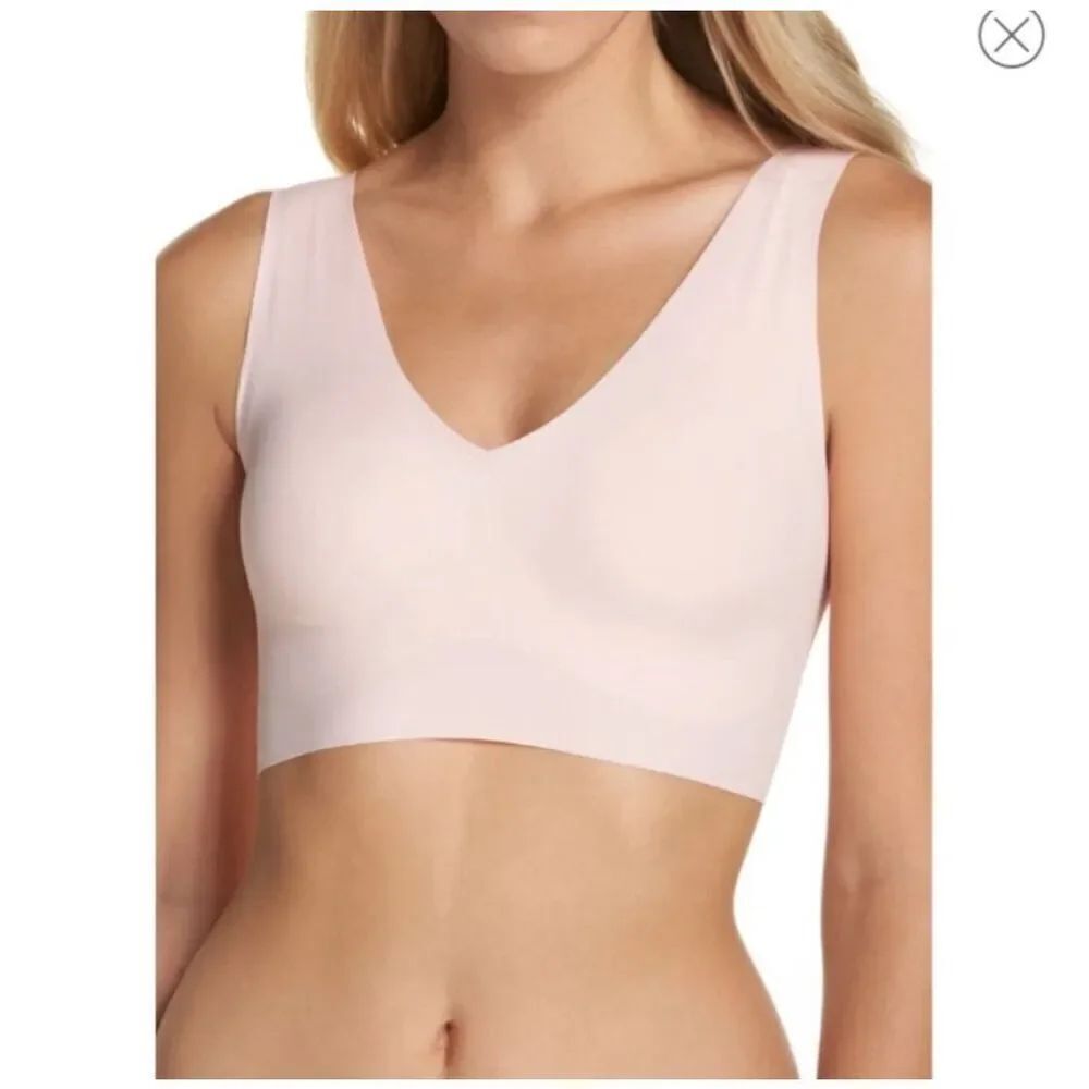 True & Co nude wireless comfortable M v-neck bra